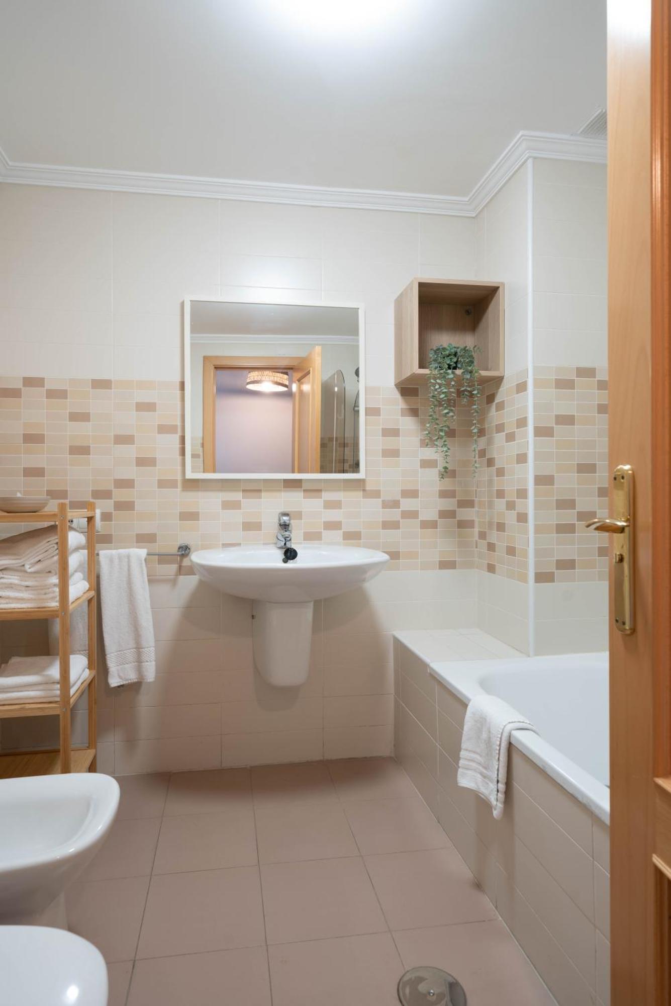 Apartamentos Go - Arroyo San Jose -Parking Gratuito アロヨ・デ・ラ・エンコミエンダ エクステリア 写真